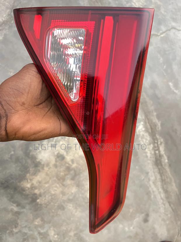 GMC Acadia 2019 Boot Light Left Side