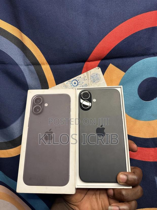Apple iPhone 16 Plus 128 GB Black photo 2