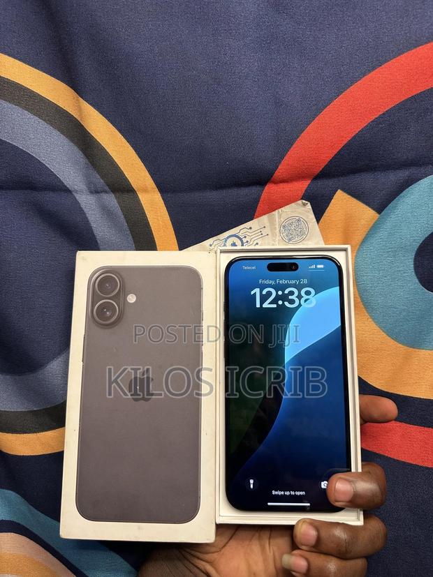 Apple iPhone 16 Plus 128 GB Black photo 3