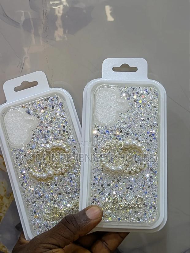 iPhone 16 Case · Photo 4