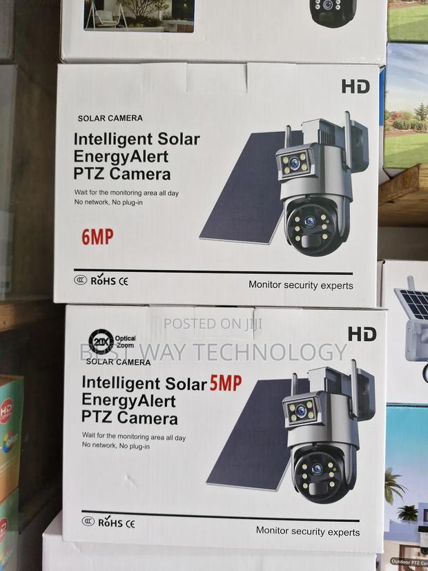 Dual Lens PTZ Solar Camera 6mp Ubox · Photo 3