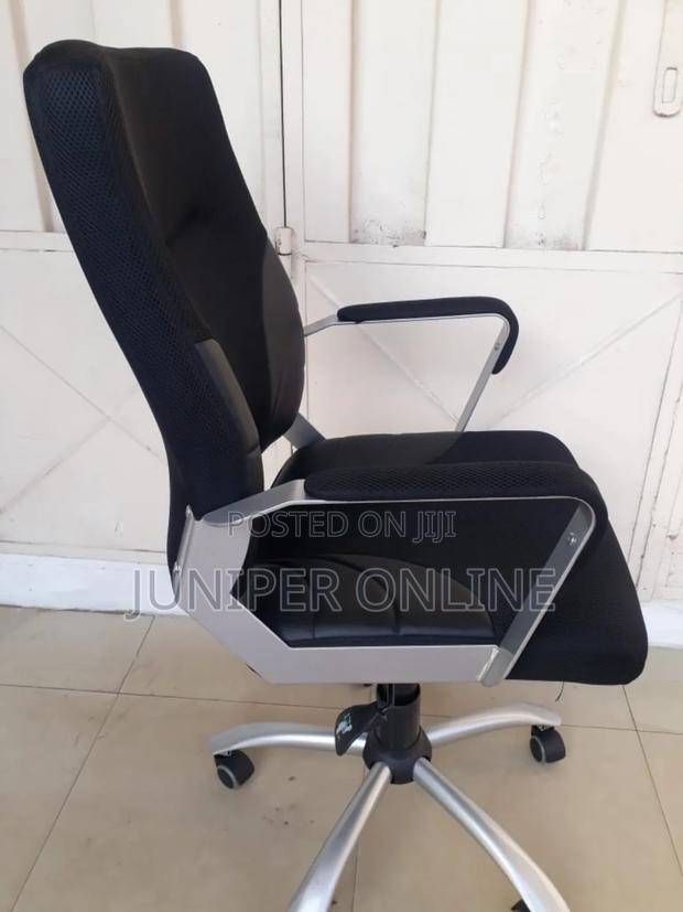 Executive Office Chair Casetre Huduai · Photo 1