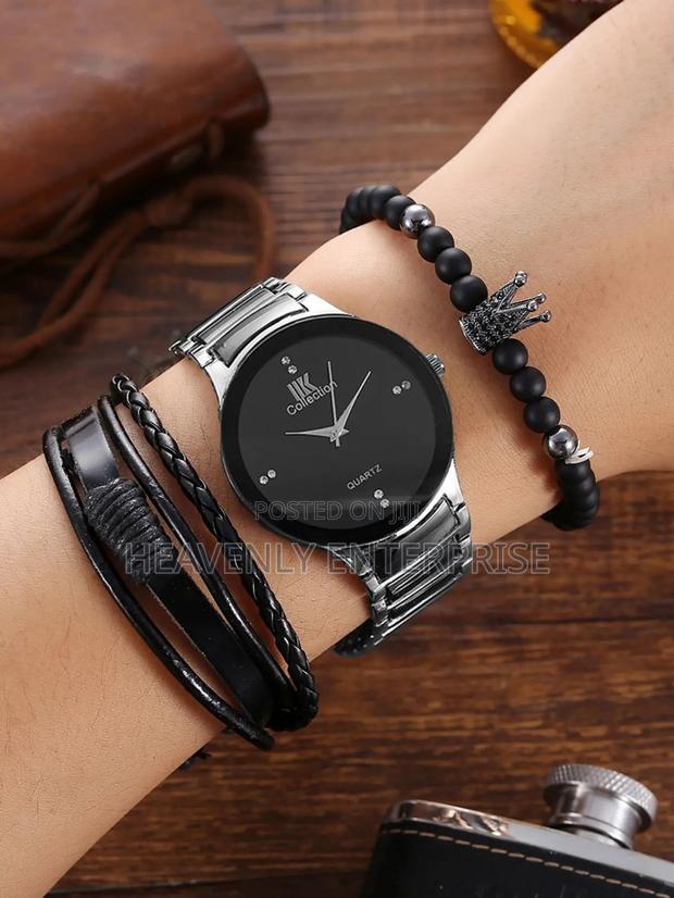 Wrist Watch With Bracelets photo 2