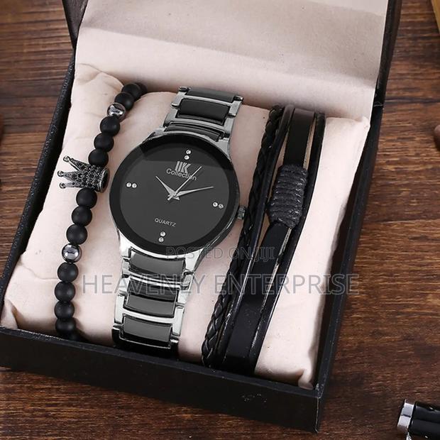 Wrist Watch With Bracelets photo 3