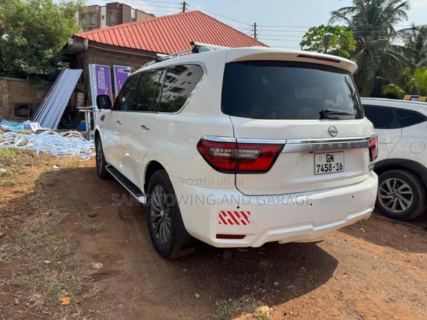 Nissan Patrol 2016 White