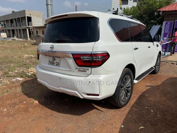 Nissan Patrol 2016 White