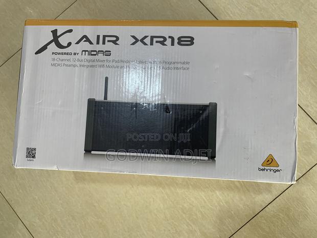 Behringer Xr18