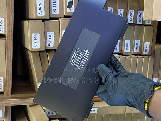 Laptop Battery Compatible With Apple A1245 Macbook Air 13 · Photo 4