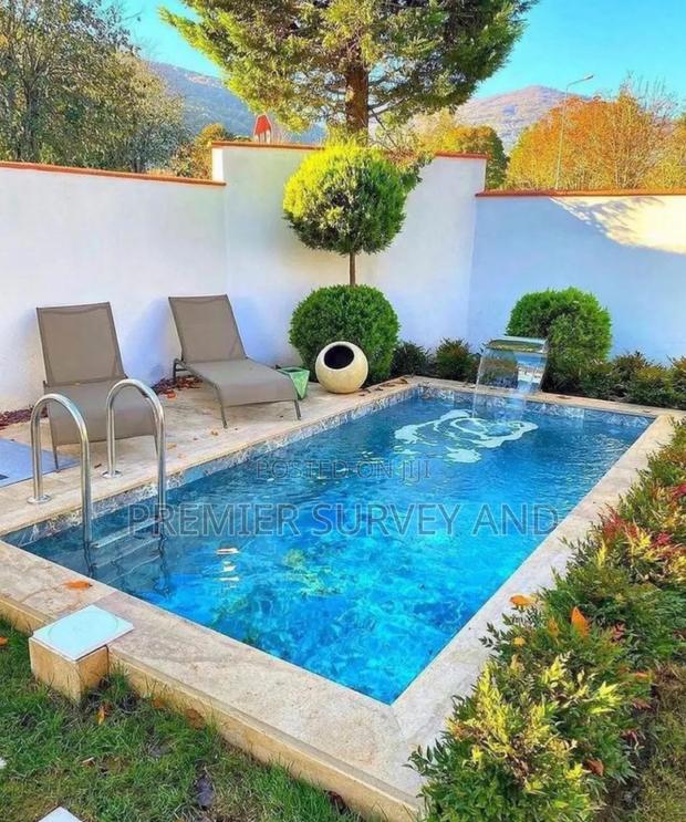 Swimming Pool Construction · Photo 3