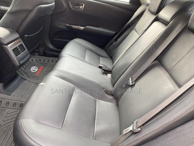 Toyota Avalon XLE Premium Sedan FWD (3.5L 6cyl 6A) 2013 Black