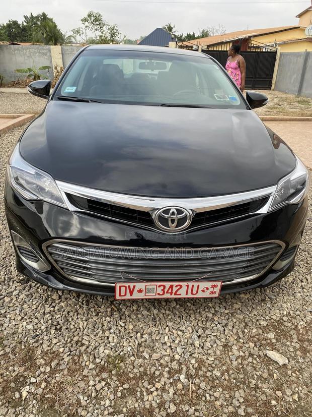 Toyota Avalon XLE Premium Sedan FWD (3.5L 6cyl 6A) 2013 Black