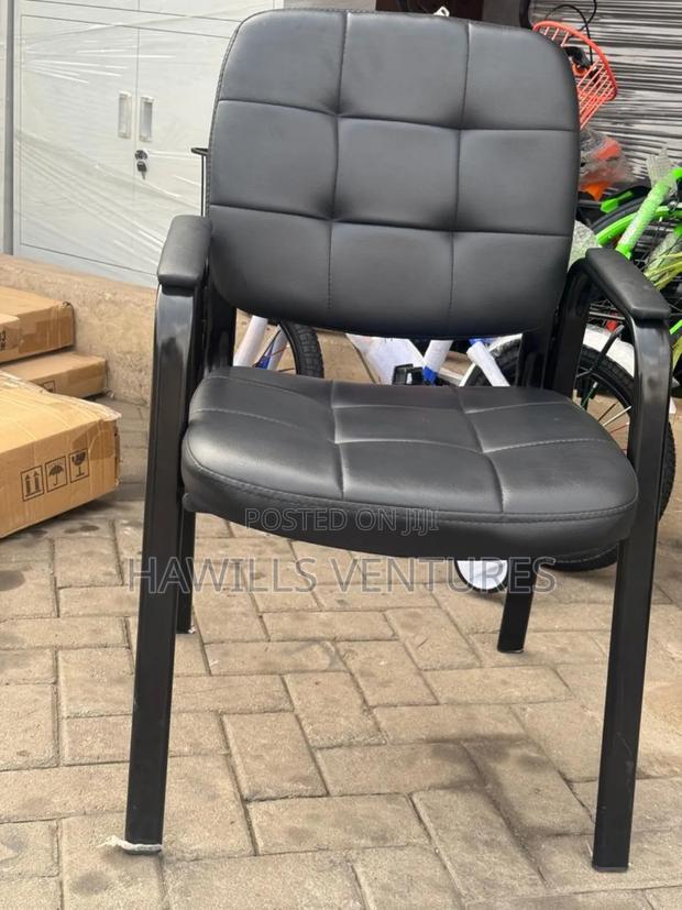 Pu Waiting Leather Chair · Photo 2