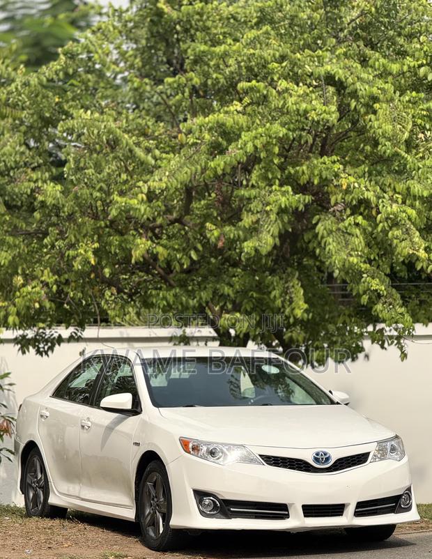 Toyota Camry 2014 White