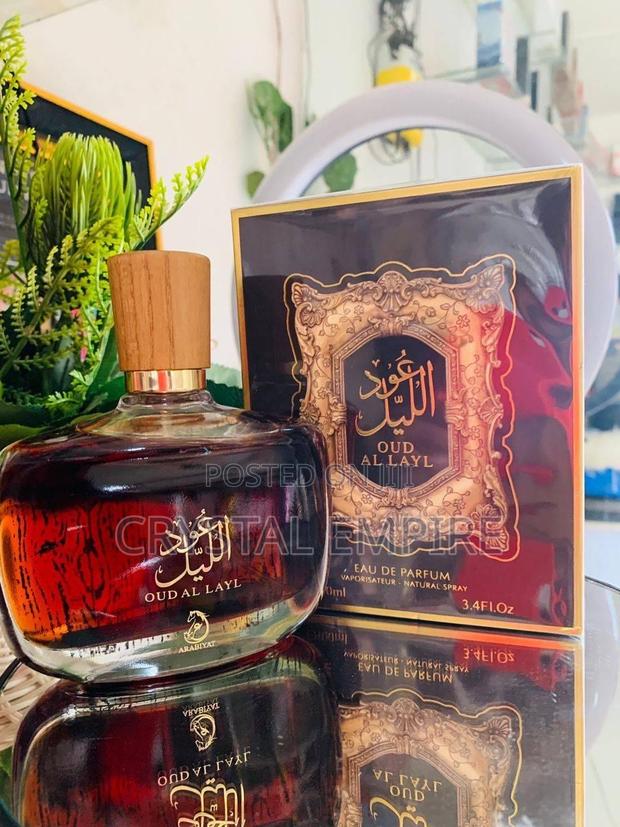 Oud Al Layl Perfume · Photo 4