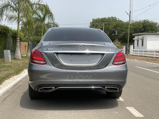 Mercedes-Benz C300 Luxury 4dr RWD Sedan (2.0L 4cyl 7A) 2015 Gray