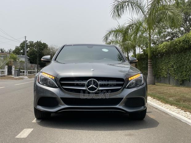 Mercedes-Benz C300 Luxury 4dr RWD Sedan (2.0L 4cyl 7A) 2015 Gray
