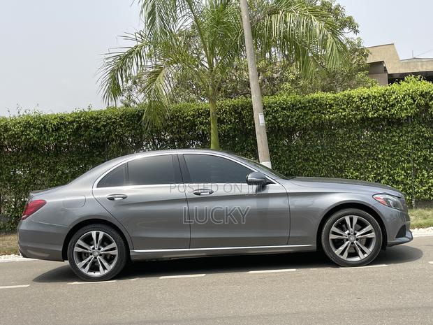 Mercedes-Benz C300 Luxury 4dr RWD Sedan (2.0L 4cyl 7A) 2015 Gray