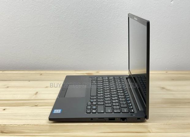 Laptop Dell Latitude 7390 8GB Intel Core I7 SSD 256GB photo 3