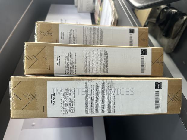 New Laptop HP 15 8GB AMD Ryzen 5 SSD 512GB · Photo 4