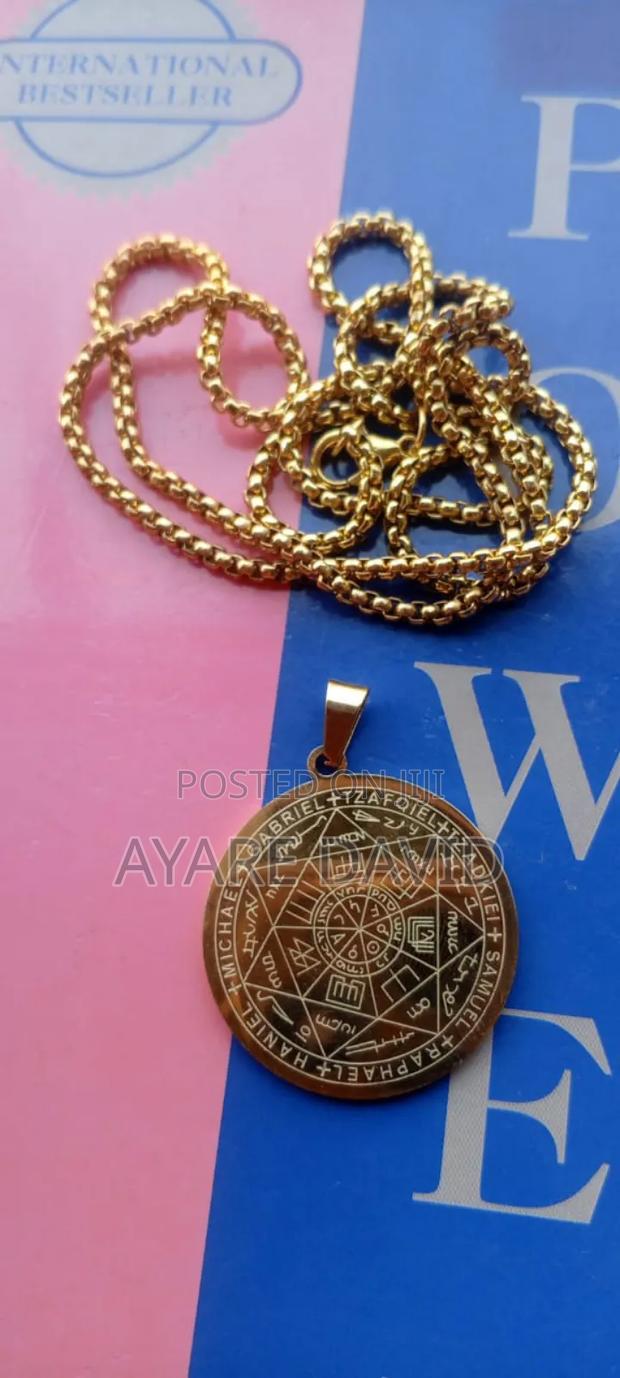 [The 7 Archangels Pendant · Photo 3