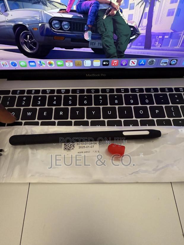 Apple Pencil Case / Cover photo 3