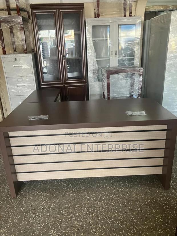 Office Desk Table Galaaz · Photo 1