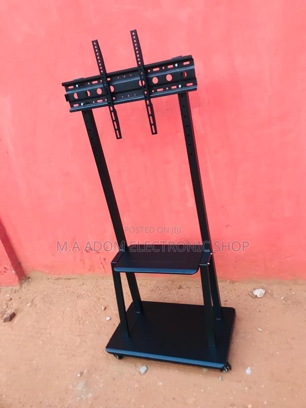 Big Screen Go Anywhere Cart 32"-70" · Photo 2
