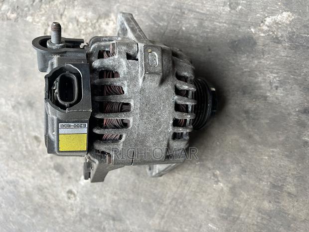 Hyundai Elantra 2008 to 2016 Alternator and Hyundai Accent photo 2