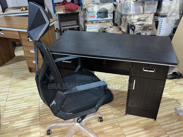 120x60cm Brand New Desk With Drawers and Chair · Photo 4