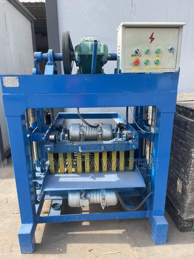 Block Moulding Machine photo 4