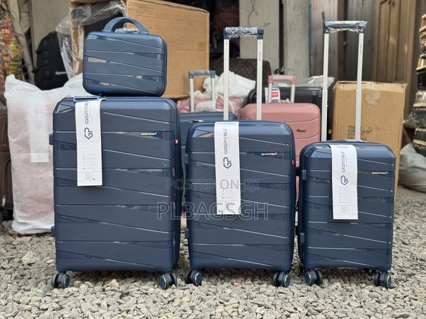 Four PCS 20/24/28 Inches and a Cosmetic Trolley Luggage · Photo 4