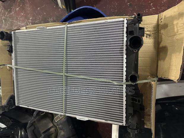 Mercedes Benz GLK Water Tank Available 2010-2016 photo 2