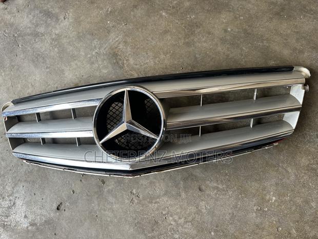 C250 2013-2014 Executive Front Grille or Shells Available photo 3