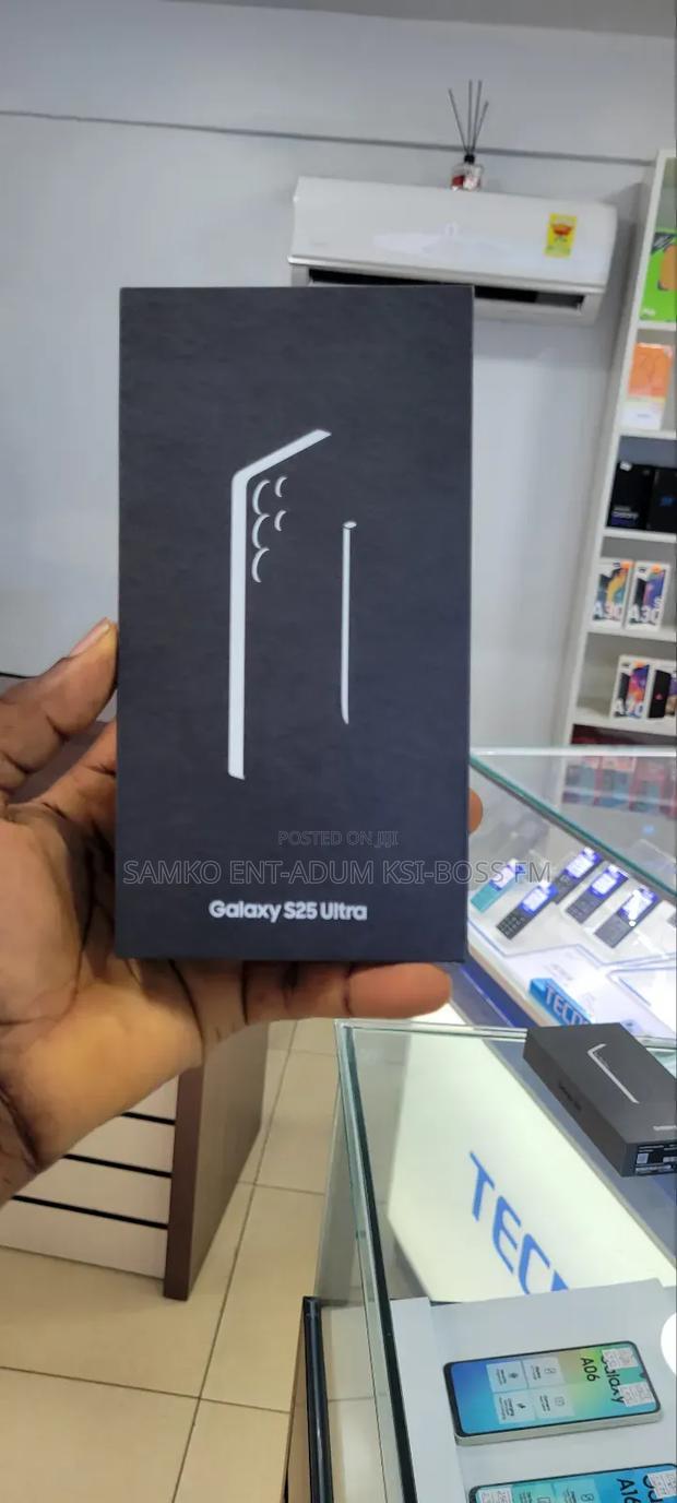 New Samsung Galaxy S25 Ultra 256 GB Black photo 3
