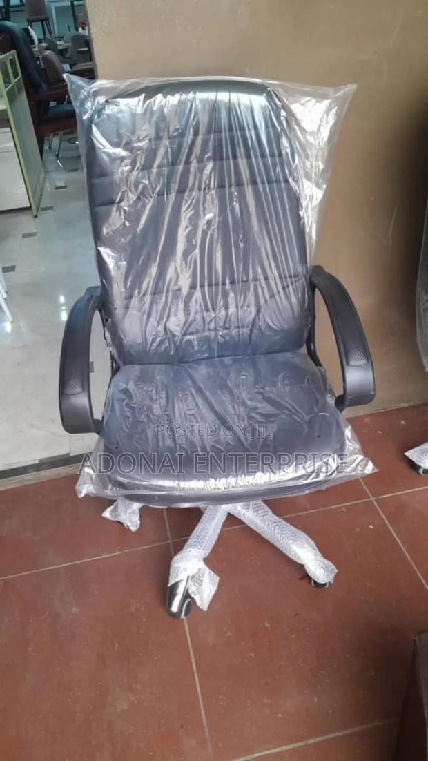 Modernized Office Chair Azbr185f · Photo 1