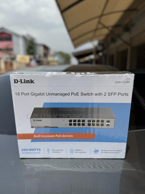 D-Link 16 Port Gigabit Unmanaged Poe Switch 2 SFP Ports photo 3