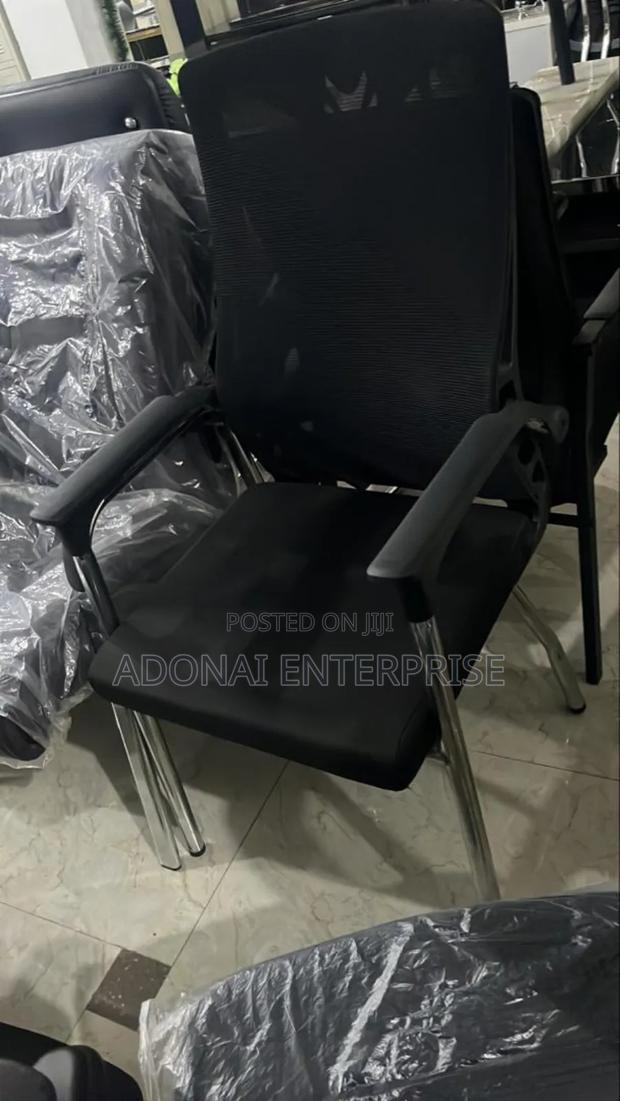 Visitors Chair Adgss321 · Photo 1