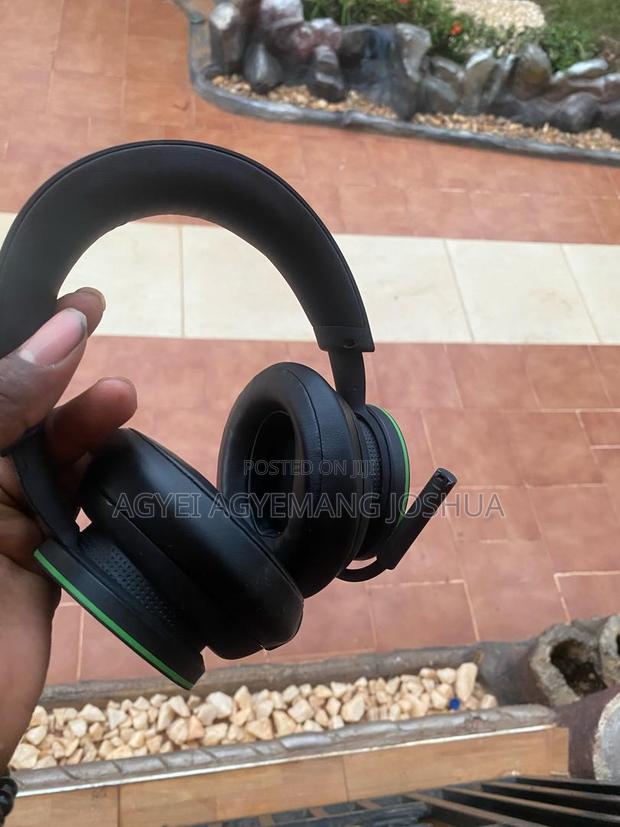 Xbox Wireless Headset photo 2