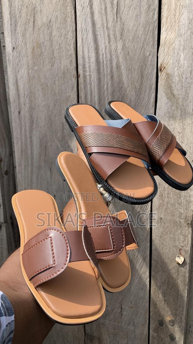 Unisex Combo Slippers · Photo 1
