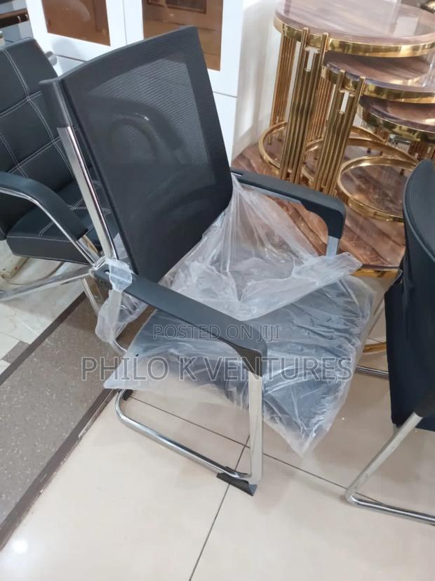 Meeting Chair at Reasonable Cost · Photo 2