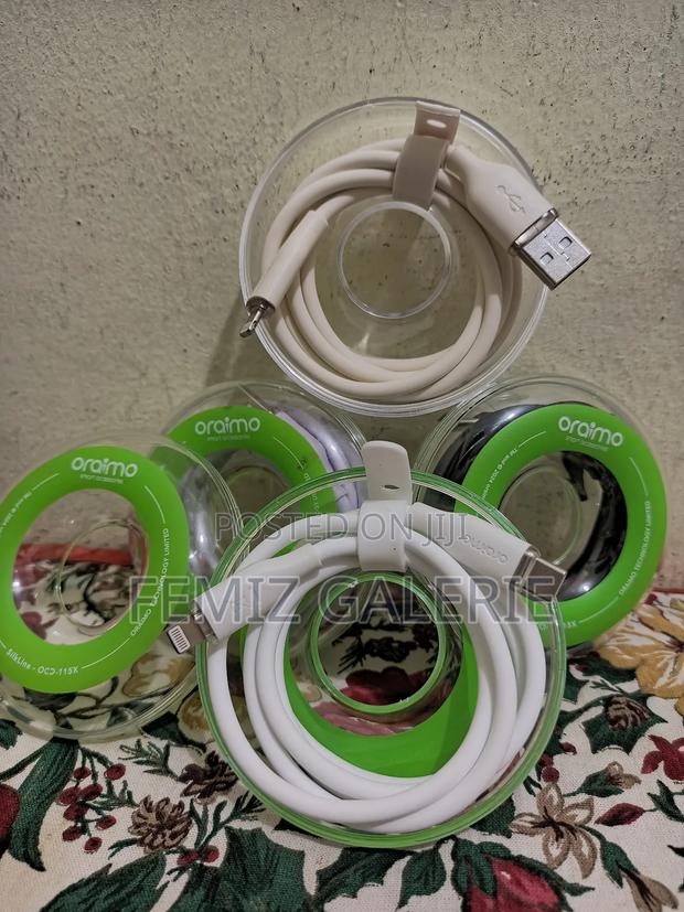 Oraimo Silkline Usb-a-to-Lightening / C-to-Lightening Cable · Photo 3