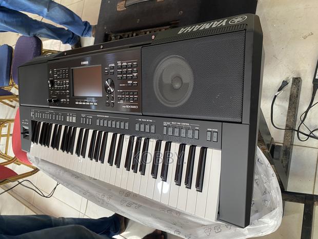 Yamaha PSR Sx920 · Photo 4