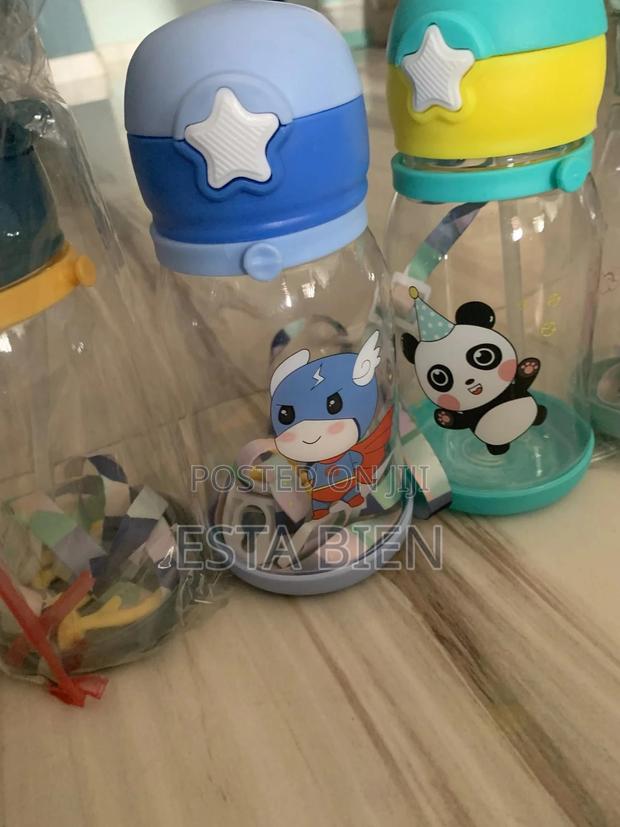 Water Bottle · Photo 4