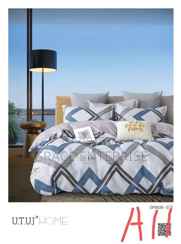 Neat and Beautiful Bed Sheets in Different Colors · Photo 2
