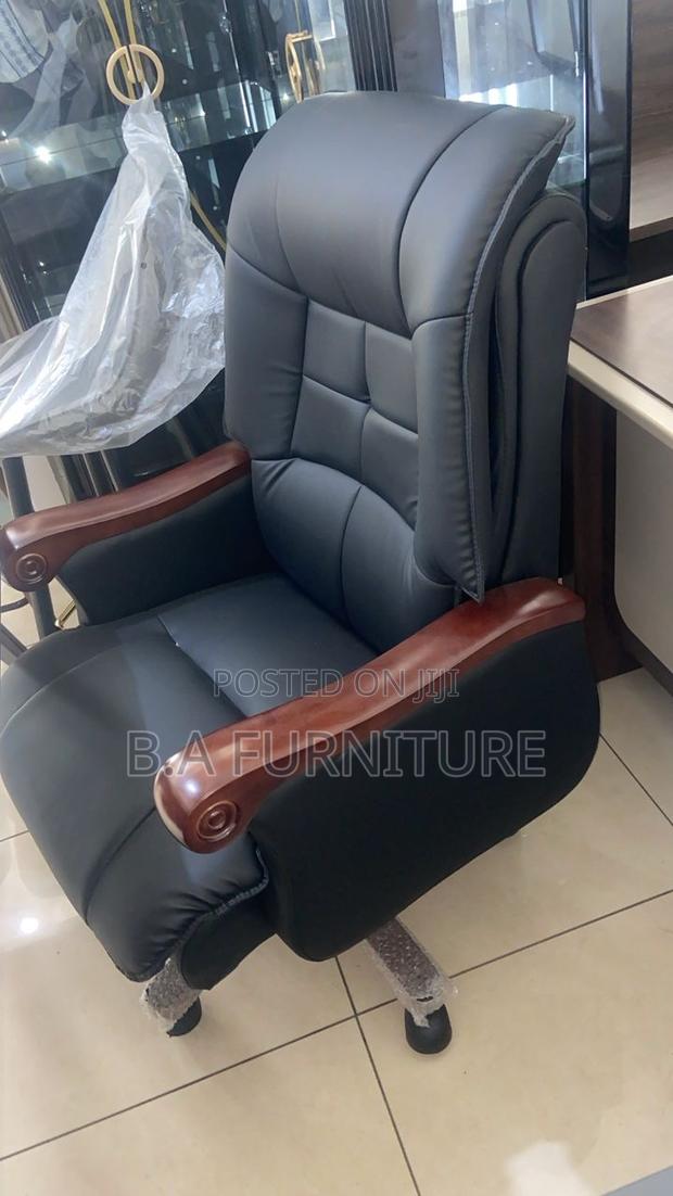 Office Chair— Senior Executive · Photo 2