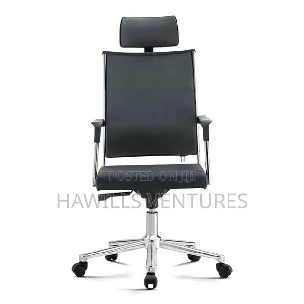 High Back Office Chair · Photo 3