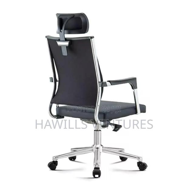 High Back Office Chair · Photo 4