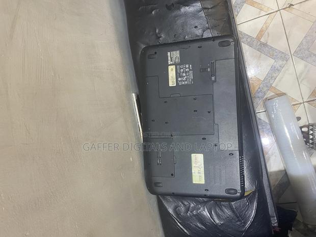 New Laptop Acer Aspire E15 4GB Intel HDD 160GB photo 2
