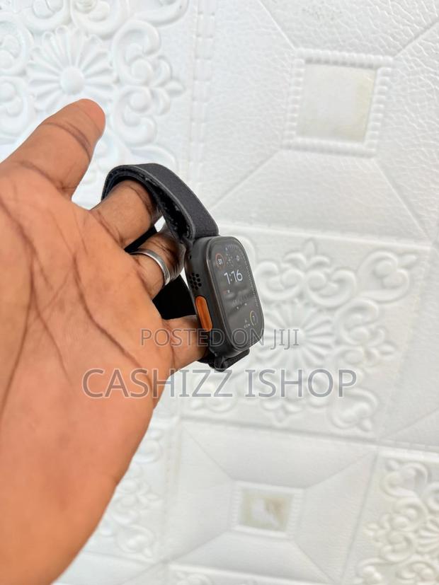 Ultra 2 Black photo 2