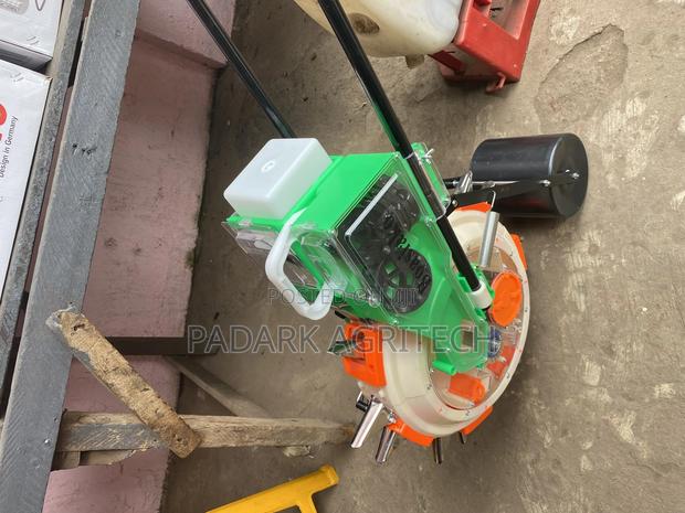 Seed Planter · Photo 2